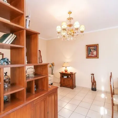 Magic House Apartamento Tínos